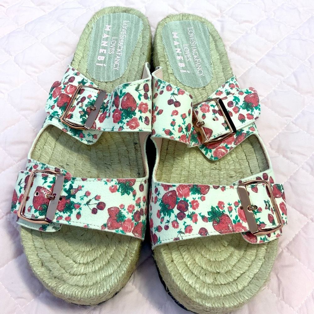 Loveshackfancy x Manebi sandals.